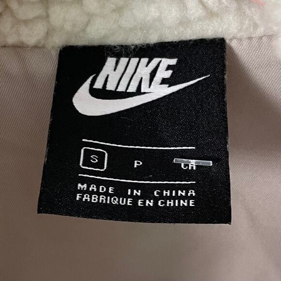 Nike Jacket Womens Small White Logo Sherpa Fleece Stand Collar Stay Warm CU66396 - Picture 11 of 13